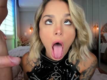 webcam girl one_more_cum live cam image #8350172