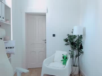 webcam girl jennifer_ewans live cam image #10437070