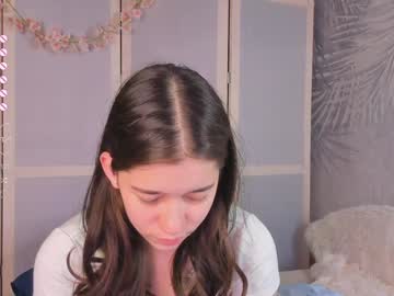 webcam girl flirtykitty_ live cam image #10701049
