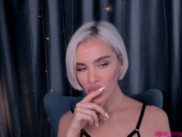 webcam girl katrinpolly live cam image #189645