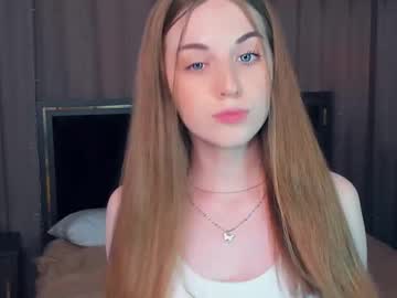 webcam girl neldablowe live cam image #10012179
