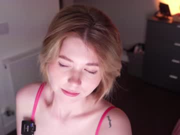 webcam girl vixenp live cam image #5847037