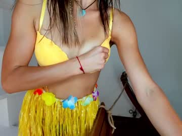 webcam girl olaya_del_mar live cam image #488284