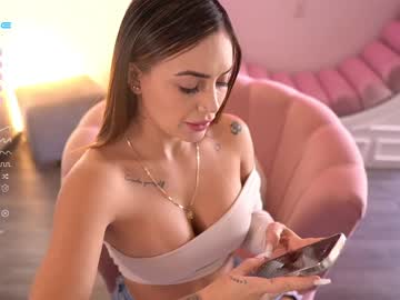 webcam girl ashlyeroberts1 live cam image #3553345