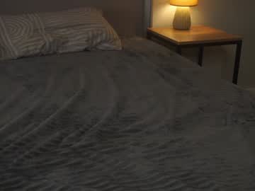 webcam girl mildredgarrett live cam image #11205145