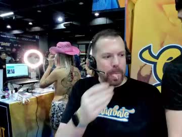 webcam man ryanlanders live cam image #5675223