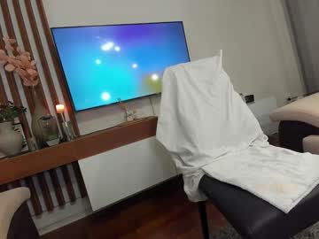webcam girl ehotlovea live cam image #9996707