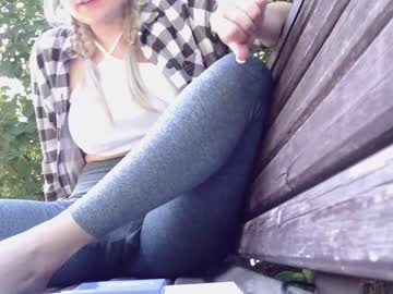 webcam girl bondgirl013 live cam image #2699896