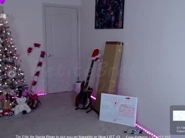 webcam girl petitebrat live cam image #11344507