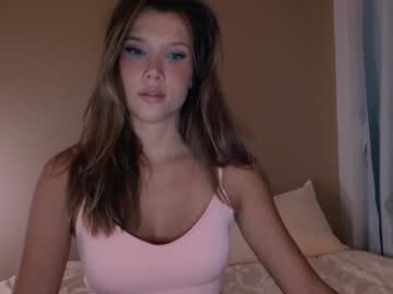 webcam girl bitter_moon live cam image #6960772