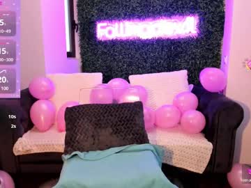 webcam girl hotfallingdevil live cam image #11857188