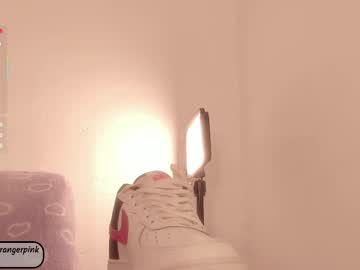 webcam girl power_ranger_pink live cam image #12180555