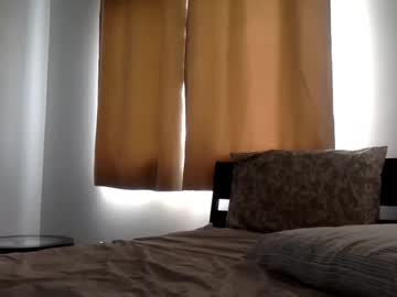 webcam girl emmababy2322 live cam image #9644375