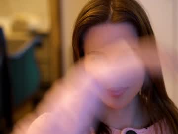 webcam girl ellaa91 live cam image #2222794