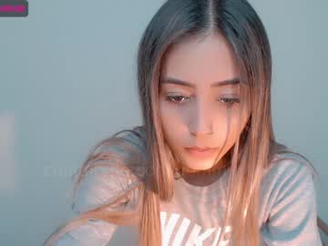 webcam girl gummy_bear7 live cam image #1743813