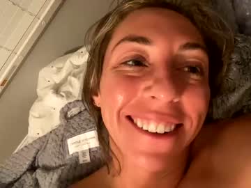 webcam girl madi_marieee live cam image #341103