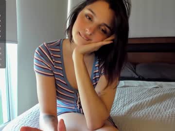 webcam girl yourfreakygirl live cam image #7939424