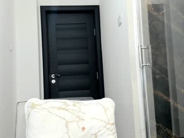 webcam girl hotfallingdevil live cam image #3530532