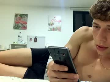 webcam man youthblond12 live cam image #3258274