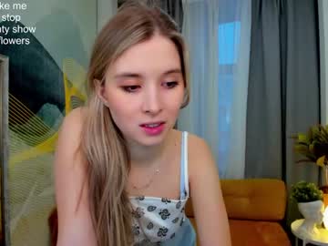 webcam girl milablush live cam image #4909023