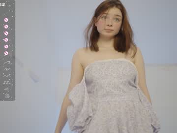 webcam girl floret_joy live cam image #8214972