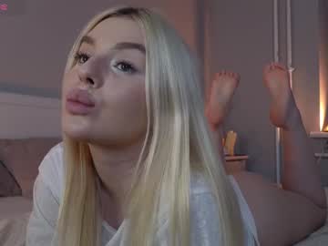 webcam girl fantastic_vibe live cam image #12306321