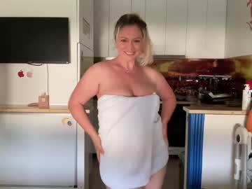 webcam girl kiradivine live cam image #6670742