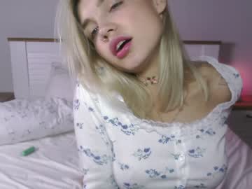 webcam girl babyfromtheforest live cam image #6788113