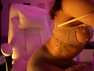 webcam girl kronniekray live cam image #2807031