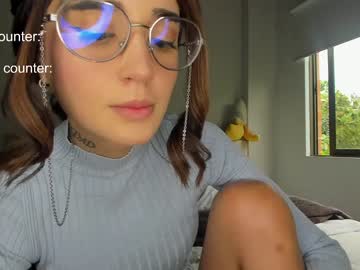 webcam girl lonelly_lolly98 live cam image #9198514