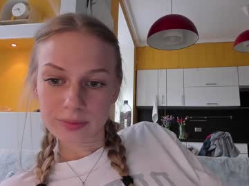 webcam girl magic_couple13 live cam image #9194982
