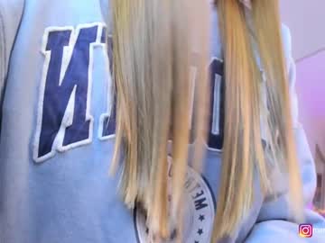 webcam girl mango_shake live cam image #2196556
