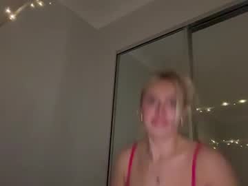 webcam girl skyyler1 live cam image #12705381