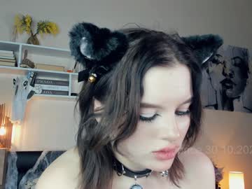 webcam girl cute_caprice live cam image #10916277