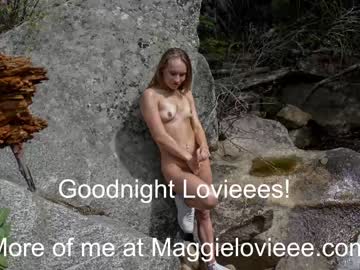 webcam girl maggielovieee live cam image #7867198