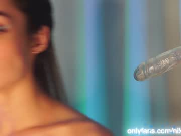 webcam girl angels_kiss live cam image #1977104