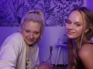 webcam couple prettypoliteladies live cam image #6505351