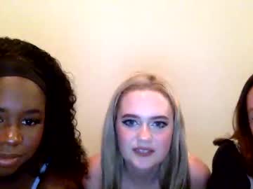 webcam girl chloelunna live cam image #62059