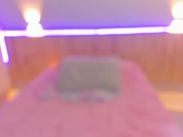webcam girl little_effy18 live cam image #7001375