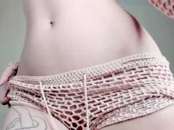 webcam girl infinite_reality live cam image #8547131