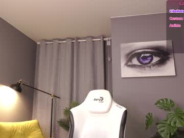 webcam girl meganiex live cam image #10845448