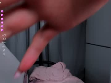 webcam girl nerdy_freyua live cam image #8664207