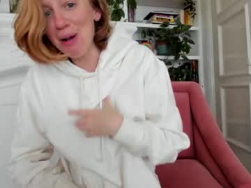 webcam girl pretendlunch live cam image #5921139