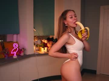 webcam girl aleksa_cutie live cam image #1964138