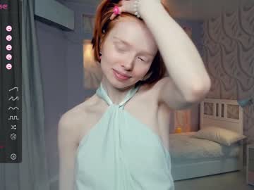 webcam girl gingers_hugs live cam image #8001117