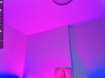 webcam girl your__voice live cam image #4966420