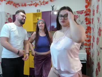 webcam couple iuliana32 live cam image #1510887