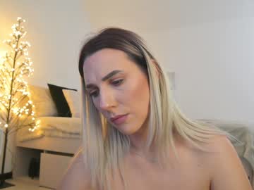 webcam girl allayah live cam image #8079287