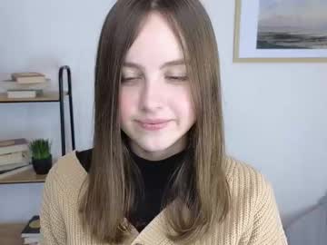 webcam girl julie_wilson_ live cam image #11970239