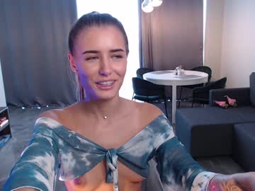 webcam girl cherry_beauty live cam image #7089610